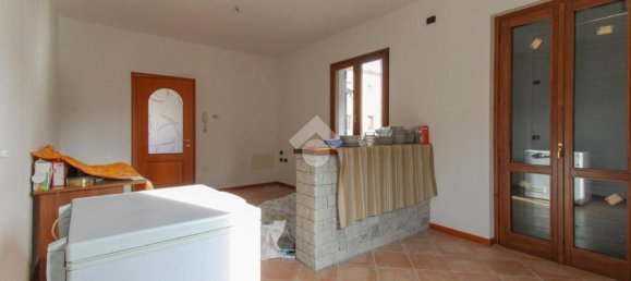 4 Schlafzimmer Villa in Vestone, Italy, Nr. 381898 16