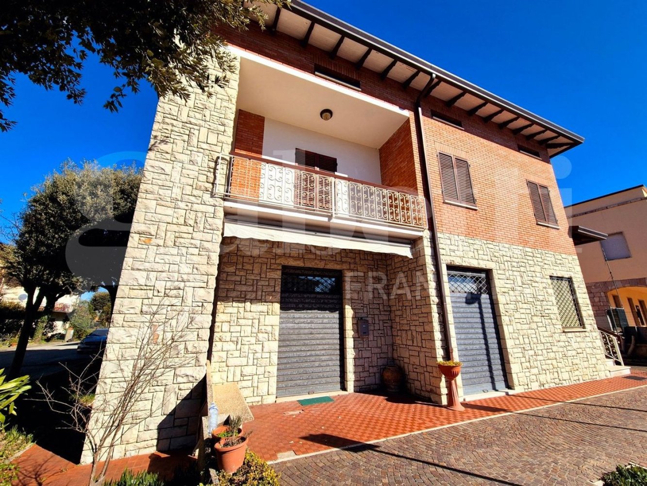 5 rooms House in Bettona, Italy No. 60680