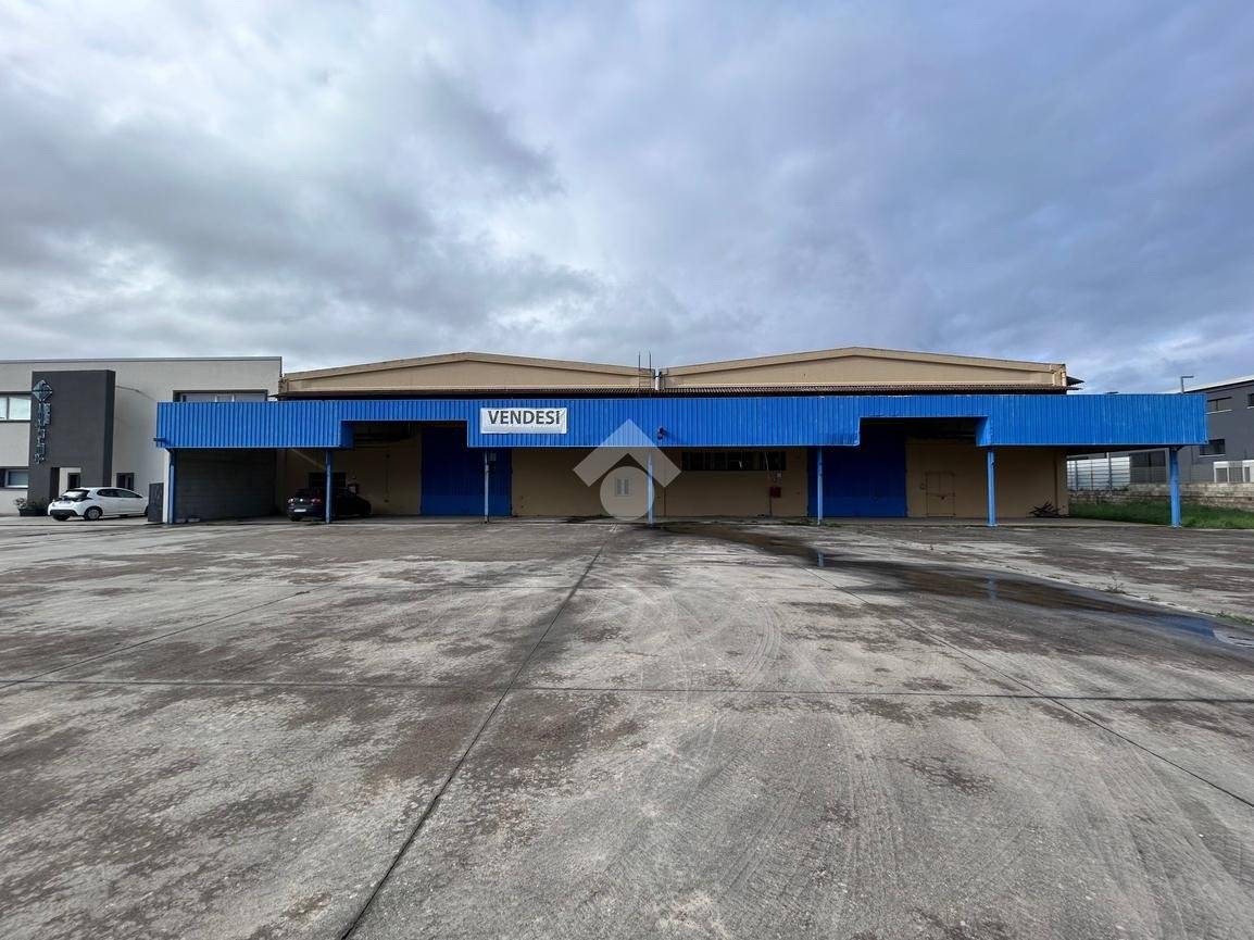 1200m² Warehouse in Sestu, Italy No. 145081
