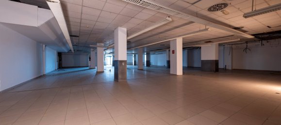 عقار تجاري في Santa Lucia De Tirajana, Spain 2410متر مربع رقم 34507 16