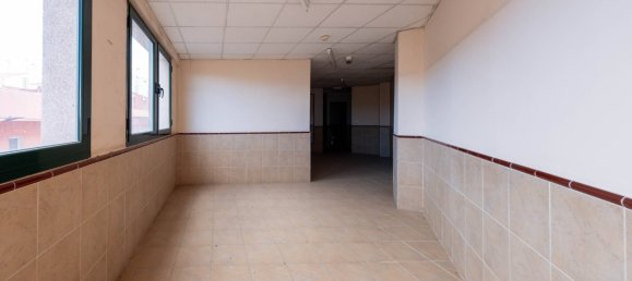 عقار تجاري في Santa Lucia De Tirajana, Spain 2410متر مربع رقم 34507 39