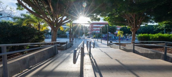 عقار تجاري في Santa Lucia De Tirajana, Spain 2410متر مربع رقم 34507 4