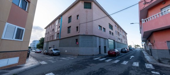 عقار تجاري في Santa Lucia De Tirajana, Spain 2410متر مربع رقم 34507 48