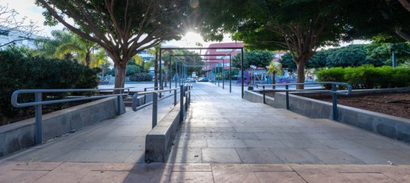 عقار تجاري في Santa Lucia De Tirajana, Spain 2410متر مربع رقم 34507 5