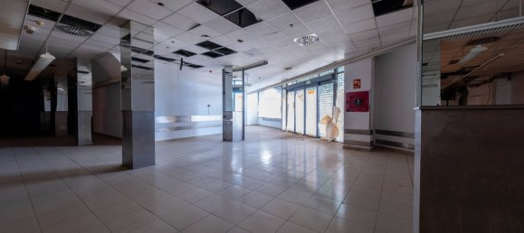 عقار تجاري في Santa Lucia De Tirajana, Spain 2410متر مربع رقم 34507 18