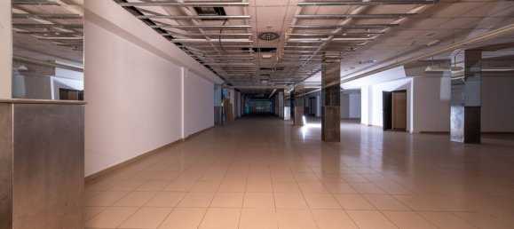 عقار تجاري في Santa Lucia De Tirajana, Spain 2410متر مربع رقم 34507 23