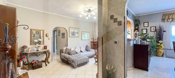 4 rooms Apartment in Cabiate, Italy No. 32121 2
