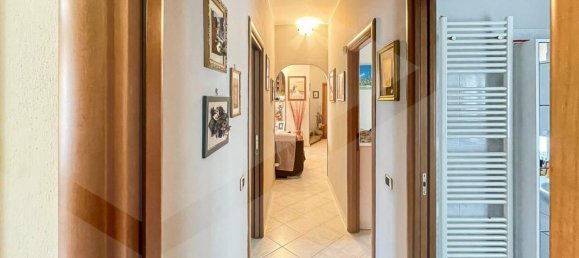 4 rooms Apartment in Cabiate, Italy No. 32121 20