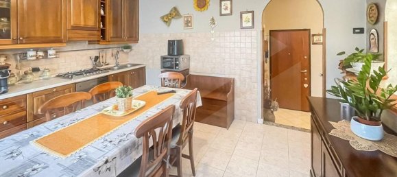 4 rooms Apartment in Cabiate, Italy No. 32121 7