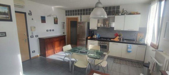 2 rooms Apartment in Parma, Italy No. 228893 12