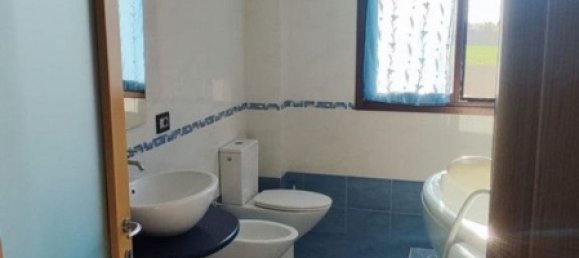 2 rooms Apartment in Parma, Italy No. 228893 11