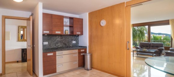 3 bedrooms Apartment in Marbella, Spain No. 39130 5