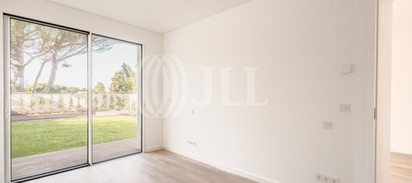 4 bedrooms House in Cascais, Portugal No. 104737 17