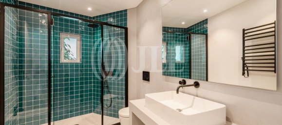 4 bedrooms House in Cascais, Portugal No. 104737 14