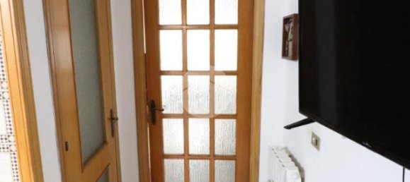 4 rooms House in Cagliari, Italy No. 8620 10