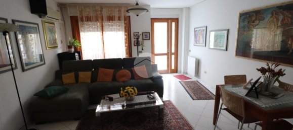 4 rooms House in Cagliari, Italy No. 8620 41