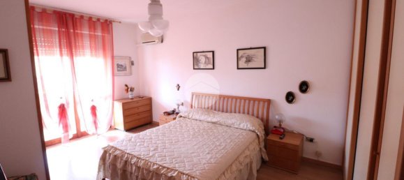 4 rooms House in Cagliari, Italy No. 8620 6