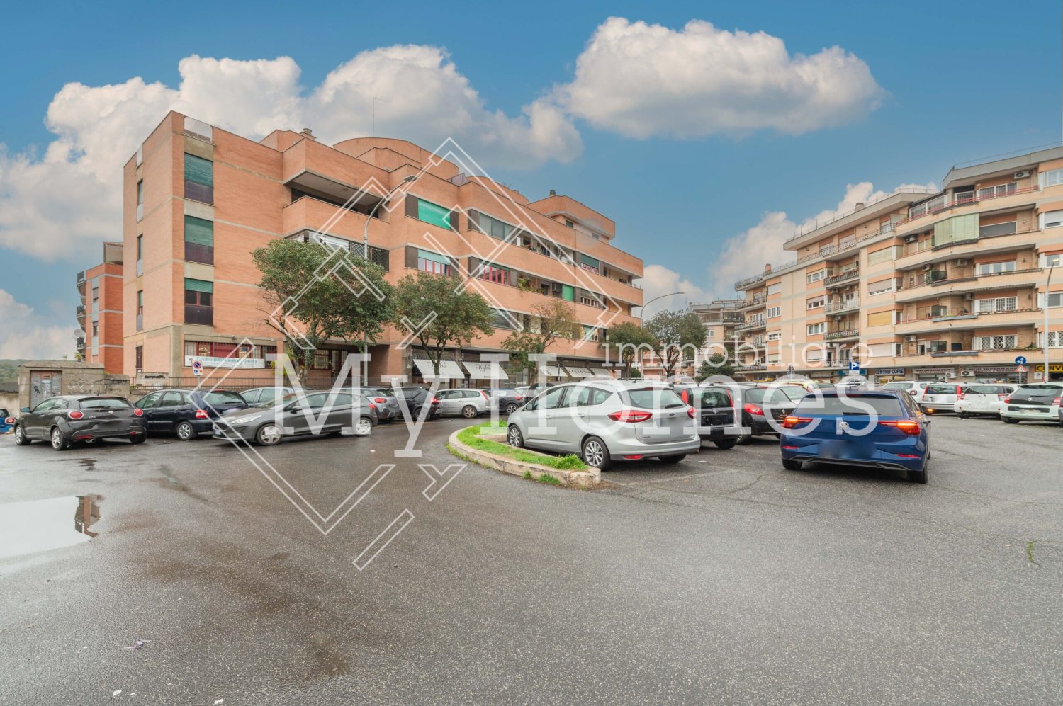 Apartamento de 2 dormitorios en Rome, Italy No. 179149