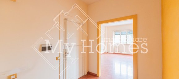 Apartamento de 2 dormitorios en Rome, Italy No. 179149 2