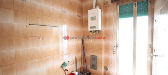 Квартира с 4 комнатами в Фоджа, Италия № 122258 3