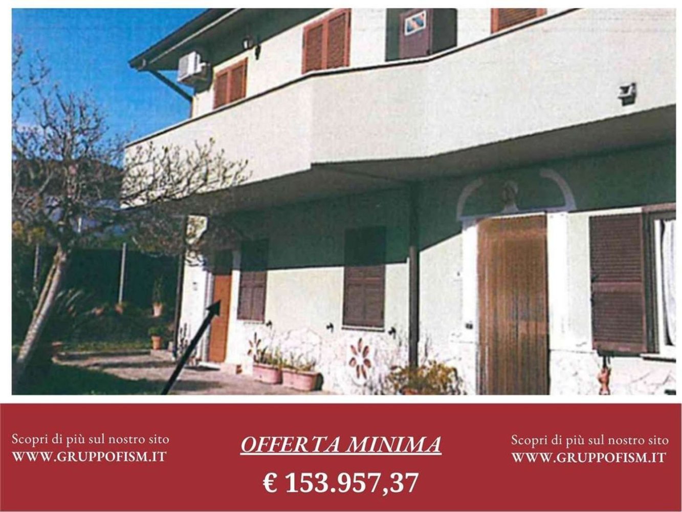 2 rooms Apartment in Lariano, Italy No. 32468