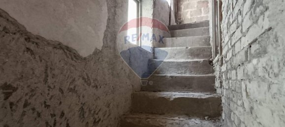 Casa de 5 divisões em Santi Cosma e Damiano, Italy N.º 70491 16