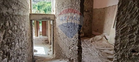 Casa de 5 divisões em Santi Cosma e Damiano, Italy N.º 70491 11