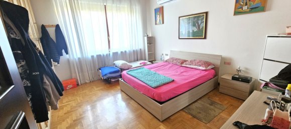 4 bedrooms Villa in San Vittore Olona, Italy No. 362734 7