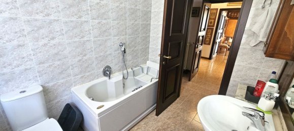 4 bedrooms Villa in San Vittore Olona, Italy No. 362734 11