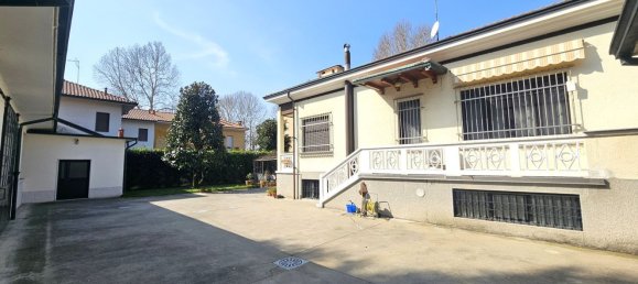 4 bedrooms Villa in San Vittore Olona, Italy No. 362734 44