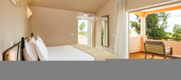 Отель, гостиница с 3 спальнями в Лагоа, Португалия № 92947 30