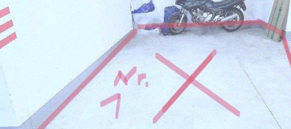  موقف سيارات في Monchengladbach, Germany رقم 305118 3