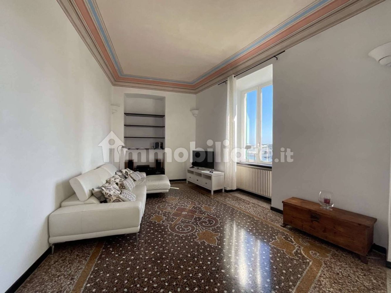 4 bedrooms Apartment in Savona, Italy No. 36606