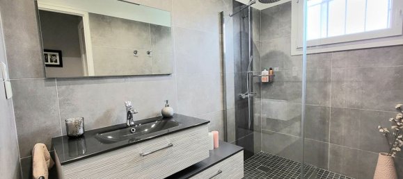 7 Schlafzimmer Haus in Sainte-Genevieve-des-Bois, France, Nr. 107786 11