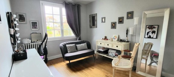 7 Schlafzimmer Haus in Sainte-Genevieve-des-Bois, France, Nr. 107786 8