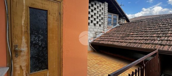 Дом с 5 комнатами в Чивидате Камуно, Италия № 279462 16