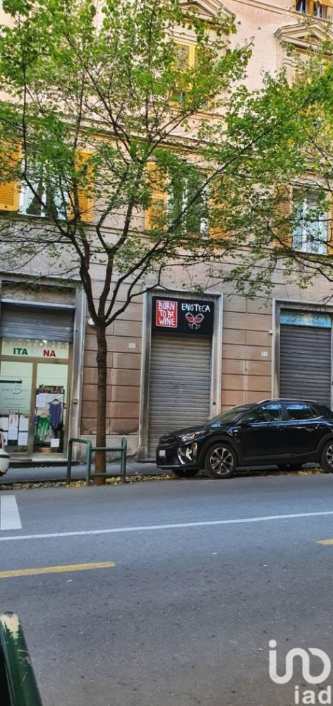 Propiedad comercial de 2 habitaciónes en Genoa, Italy No. 213893