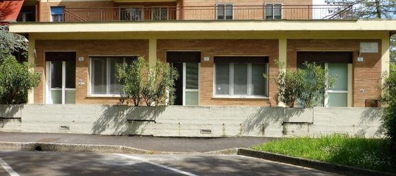 Gewerbliche Immobilie in Comacchio, Italy 120m², Nr. 292995 3