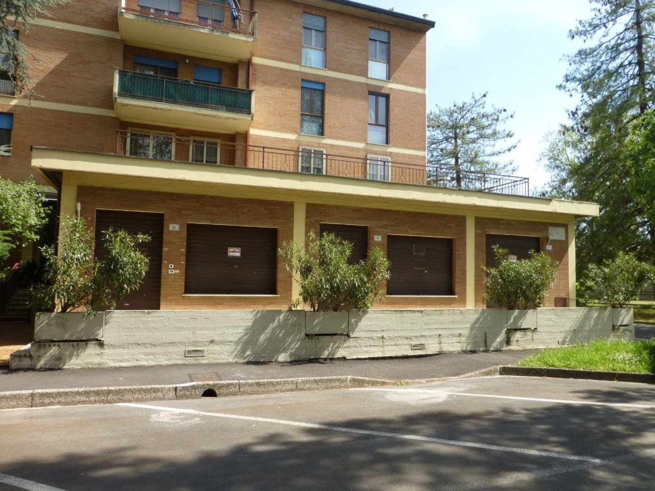 Gewerbliche Immobilie in Comacchio, Italy 120m², Nr. 292995