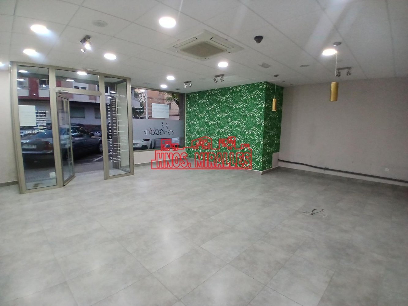 69m² Commercial property in Novelda, Spain No. 150350