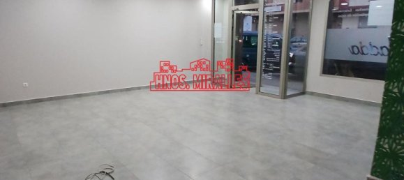 69m² Commercial property in Novelda, Spain No. 150350 2