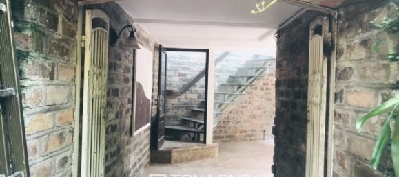 Villa de 2 dormitorios en Tay Ho, Vietnam No. 1018 6