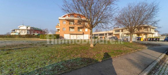 2 bedrooms Penthouse in Parma, Italy No. 228849 37