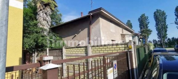 Вилла с 2 спальнями в Ро, Италия № 353789 6