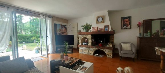 3 chambres Maison à Maintenon, France No. 264232 3