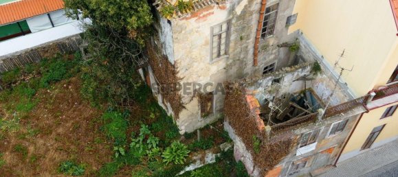 4 bedrooms House in Vila Nova de Gaia, Portugal No. 209418 5