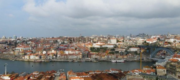 4 bedrooms House in Vila Nova de Gaia, Portugal No. 209418 8