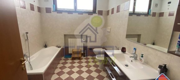 2 غرف نوم شقة في Crema, Italy رقم 381531 16