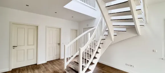 Casa T4 em North Rhine-Westphalia, Germany N.º 336375 8