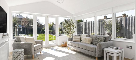 3 bedrooms House in Potters Bar, United Kingdom No. 6542 5